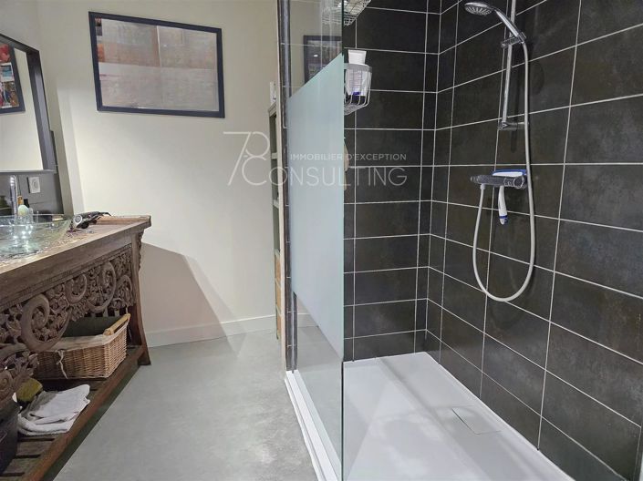 Image No.17-House for sale