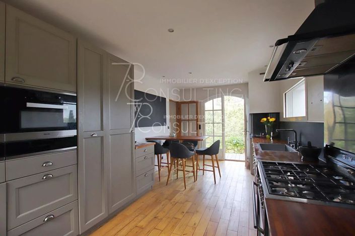 Image No.9-House for sale