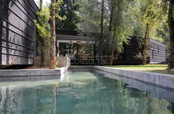 Image No.1-House for sale