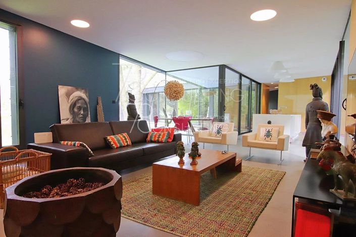 Image No.5-House for sale