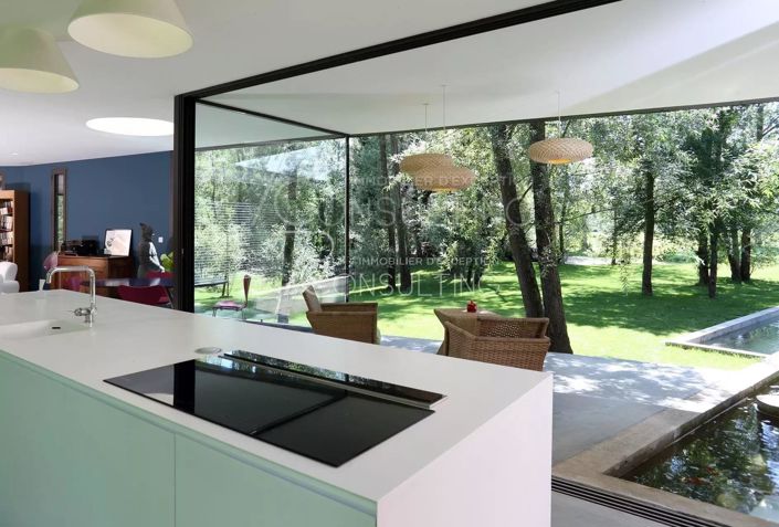 Image No.8-House for sale