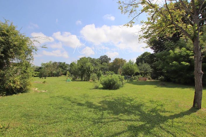 Image No.4-House for sale