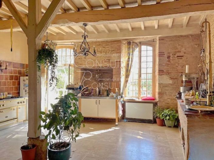 Image No.13-House for sale