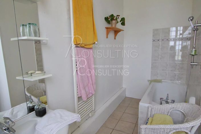 Image No.23-House for sale