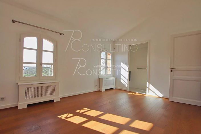 Image No.12-House for sale