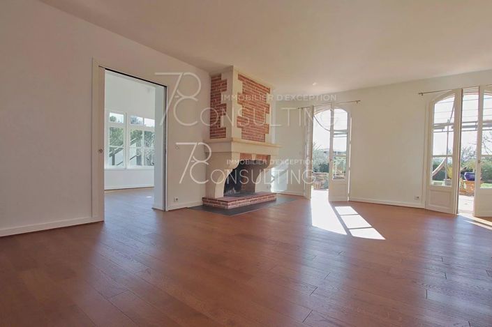 Image No.5-House for sale