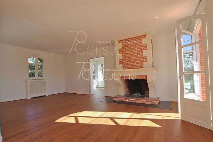 Image No.6-House for sale