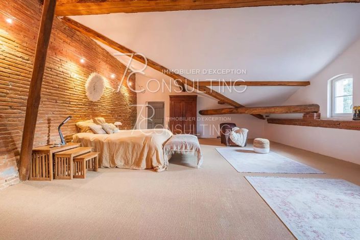 Image No.5-House for sale