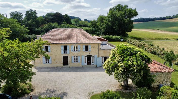 Image No.1-4 Bed House for sale