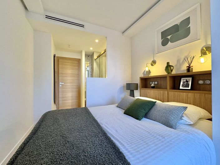 Image No.14-2 Bed Apartment for sale