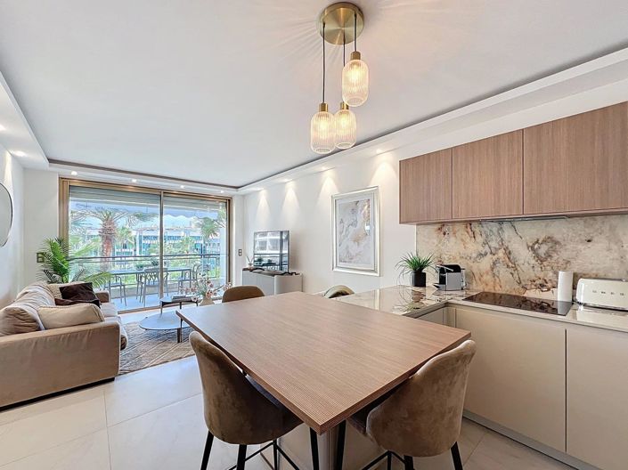 Image No.22-2 Bed Apartment for sale