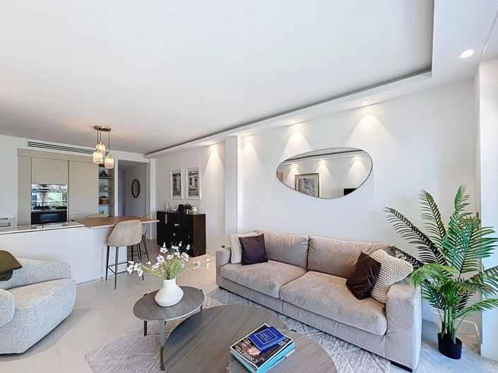 Image No.28-2 Bed Apartment for sale