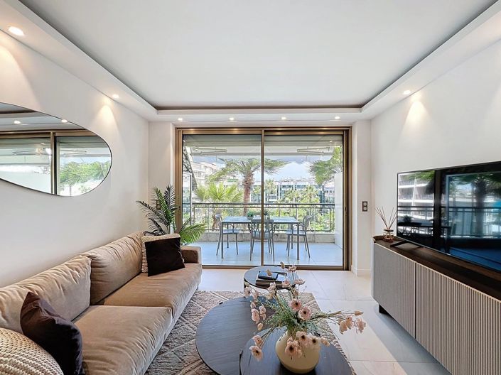 Image No.29-2 Bed Apartment for sale