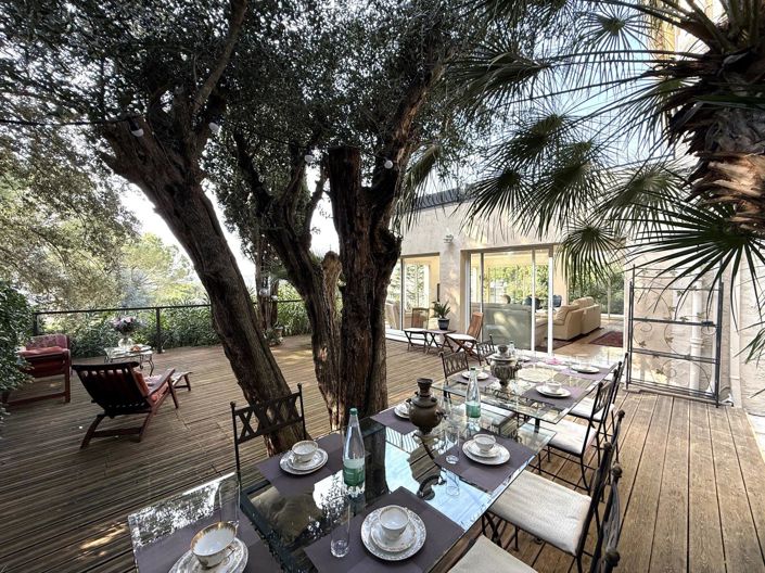 Image No.22-5 Bed House for sale