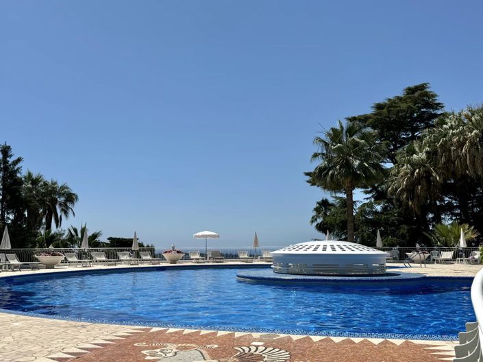 Image No.24-3 Bed Apartment for sale