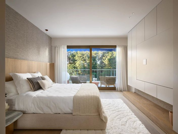 Image No.13-5 Bed Apartment for sale