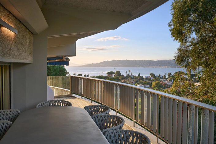 Image No.15-5 Bed Apartment for sale