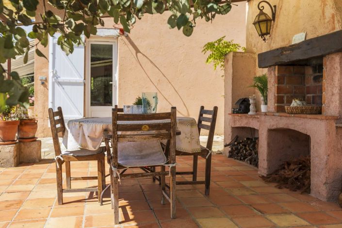 Image No.12-4 Bed House for sale