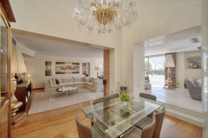 Image No.12-3 Bed House for sale