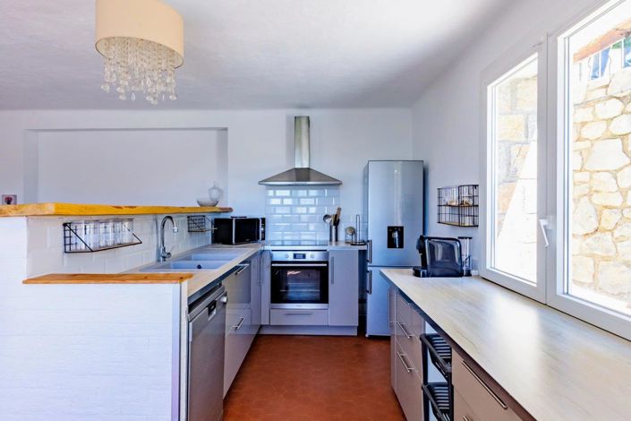 Image No.16-5 Bed House for sale