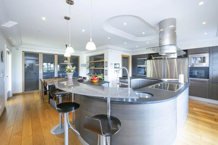 Image No.6-4 Bed House for sale