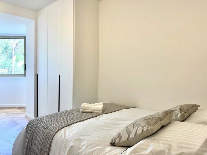 Image No.10-4 Bed Apartment for sale