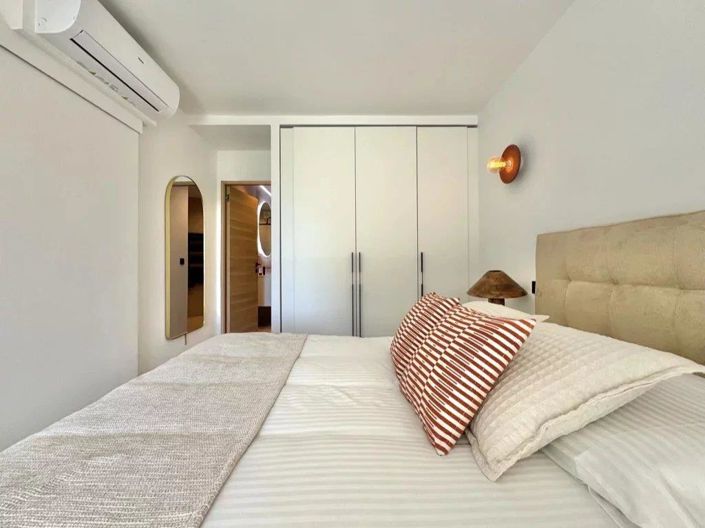 Image No.22-4 Bed Apartment for sale