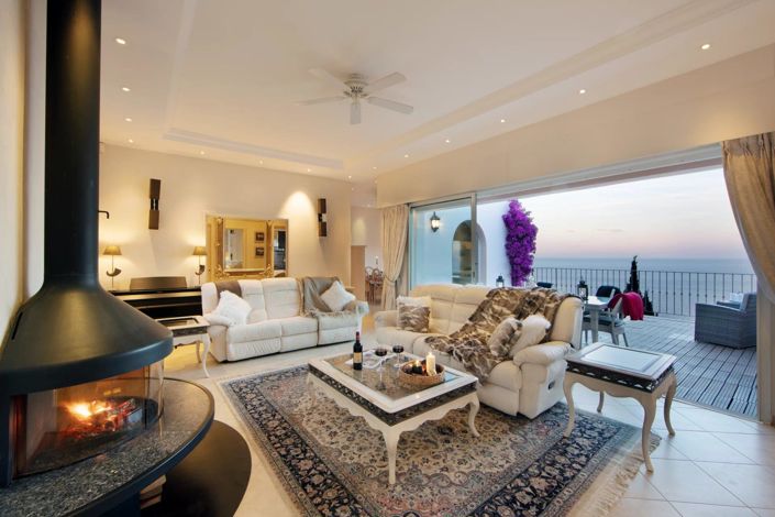 Image No.8-4 Bed House for sale