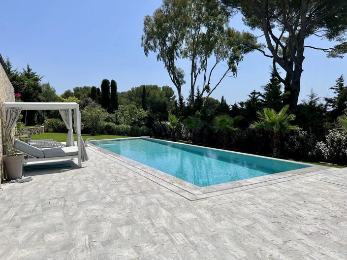 Image No.21-6 Bed House for sale