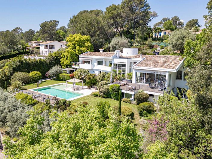 Image No.16-6 Bed House for sale