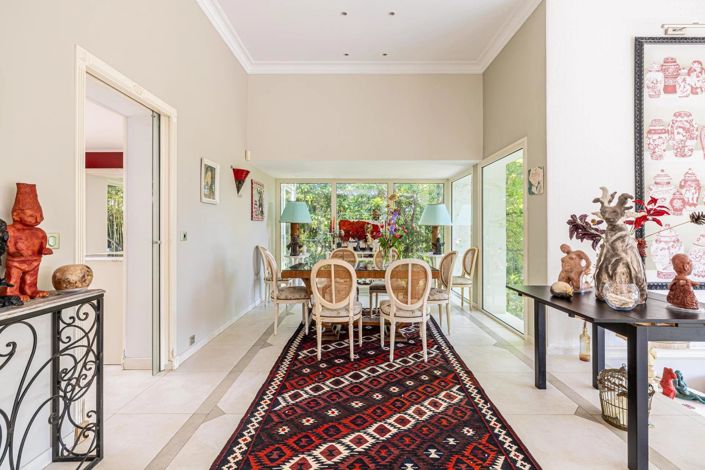 Image No.4-6 Bed House for sale