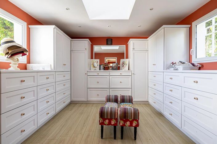 Image No.9-6 Bed House for sale