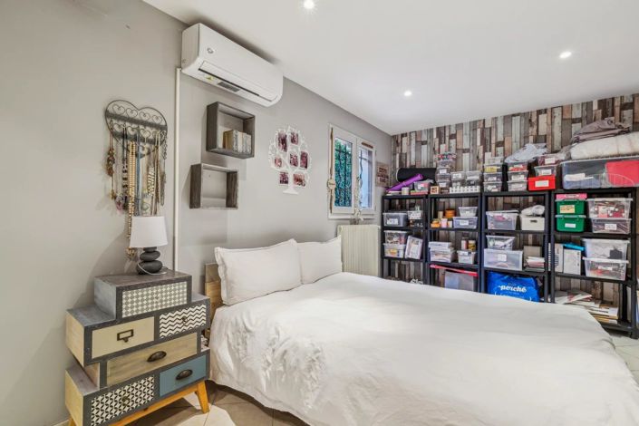 Image No.21-House for sale