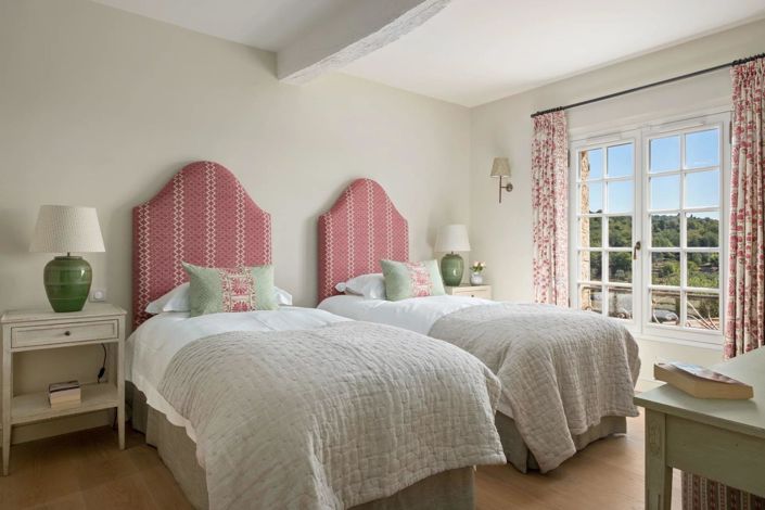 Image No.14-5 Bed House for sale