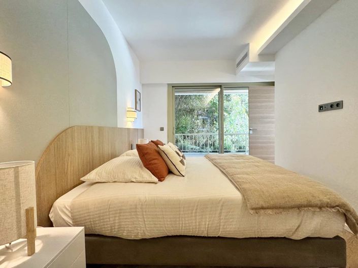 Image No.10-4 Bed Apartment for sale