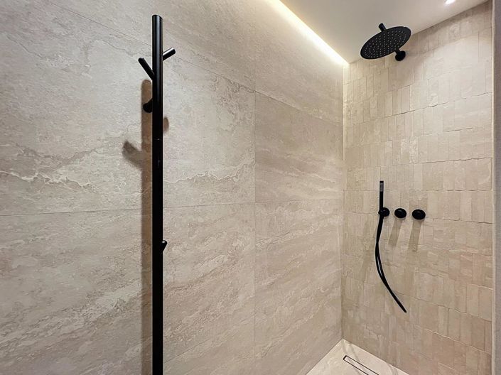 Image No.25-4 Bed Apartment for sale