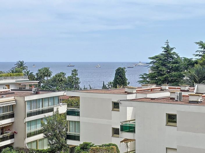 Image No.27-4 Bed Apartment for sale