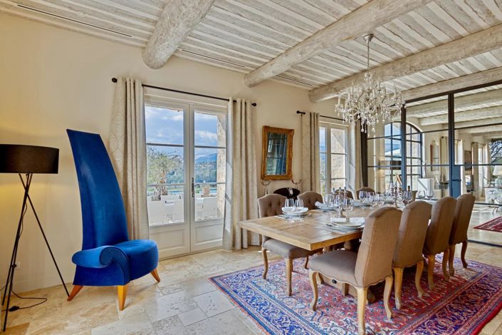 Image No.8-5 Bed House for sale