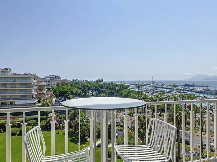 Image No.27-3 Bed Apartment for sale