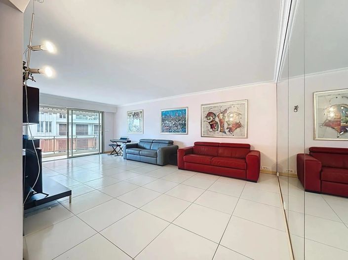 Image No.5-3 Bed Apartment for sale