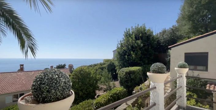 Image No.2-5 Bed House for sale