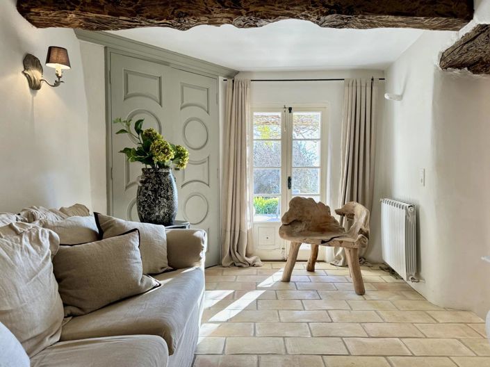 Image No.20-5 Bed House for sale