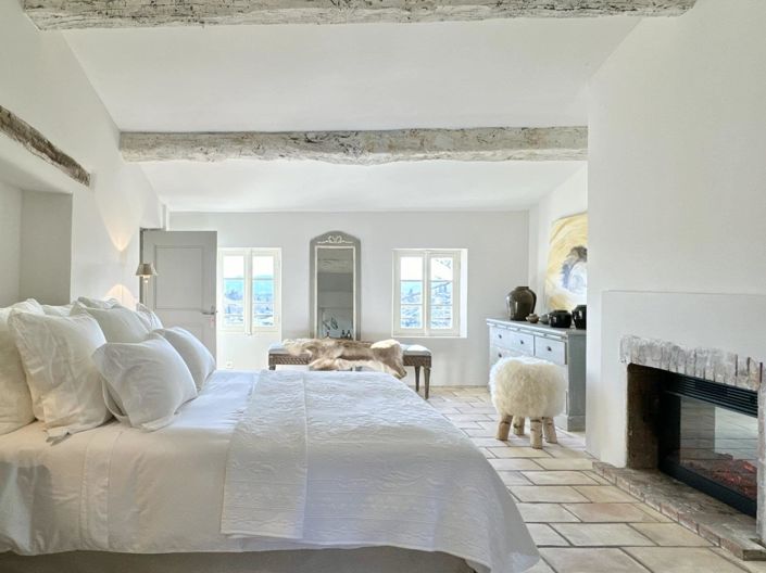 Image No.30-5 Bed House for sale