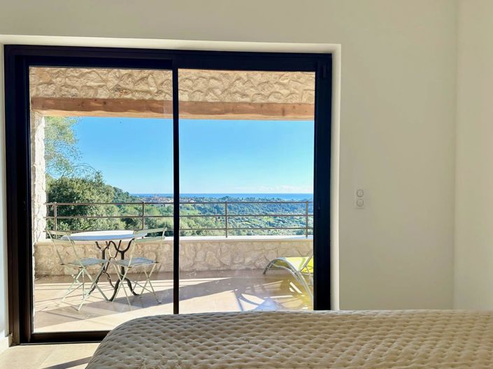 Image No.10-5 Bed House for sale