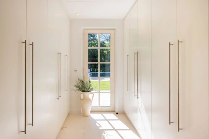 Image No.11-4 Bed House for sale