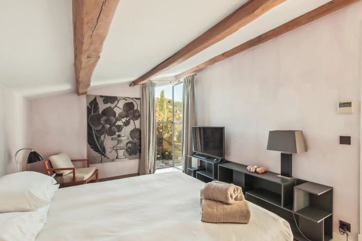 Image No.18-5 Bed House for sale