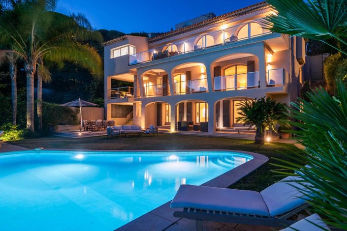 Image No.27-5 Bed House for sale