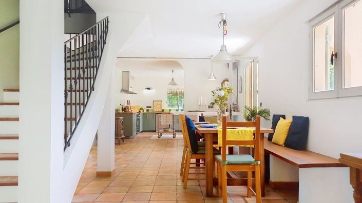 Image No.6-4 Bed House for sale