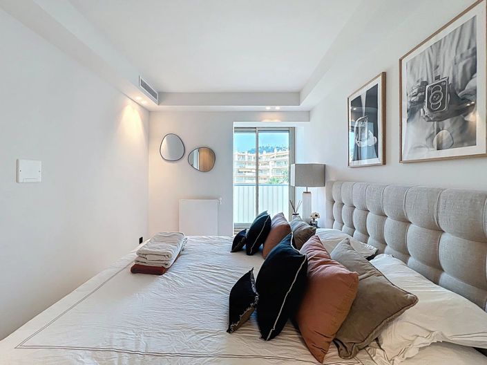 Image No.20-2 Bed Apartment for sale