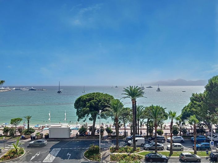 Image No.30-2 Bed Apartment for sale